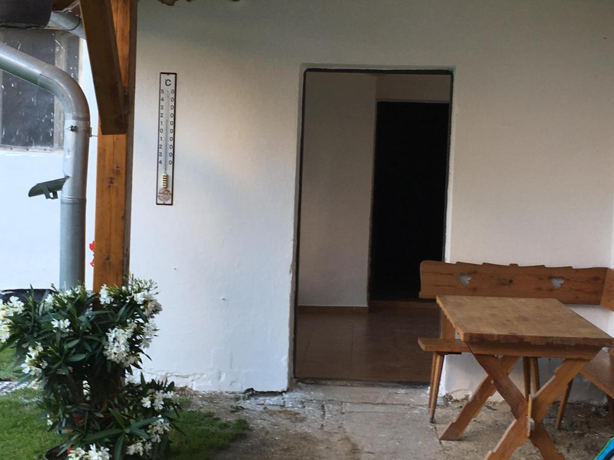 Appartement Statek Stranovice à Malenitz Extérieur photo